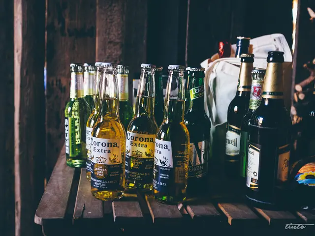 Top-tier water bottles designed for gym use, ensuring optimal hydration and coolness during...